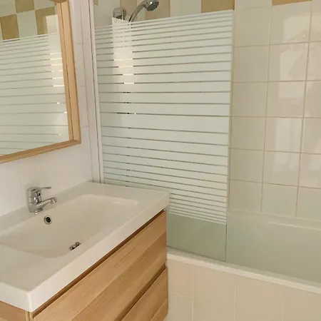 Cosy Pour 5 Avec Balcon Et Acces Direct Aux Pistes D'avoriaz - Fr-1-314-256 *